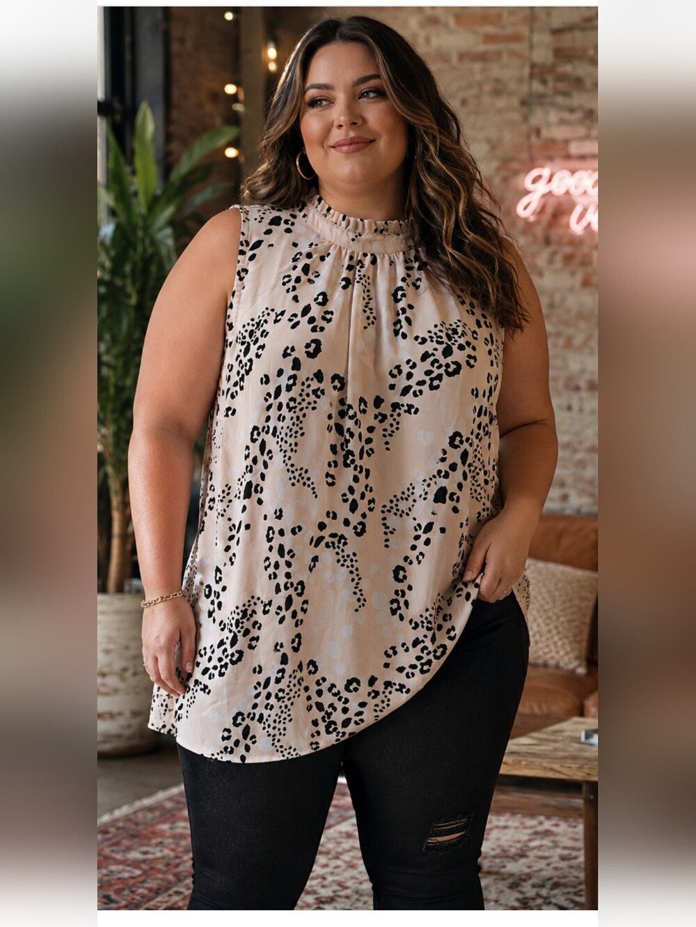 Torrid Size 2 Blush Leopard Print Sleeveless Mock Neck Blouse Plus Size 2X